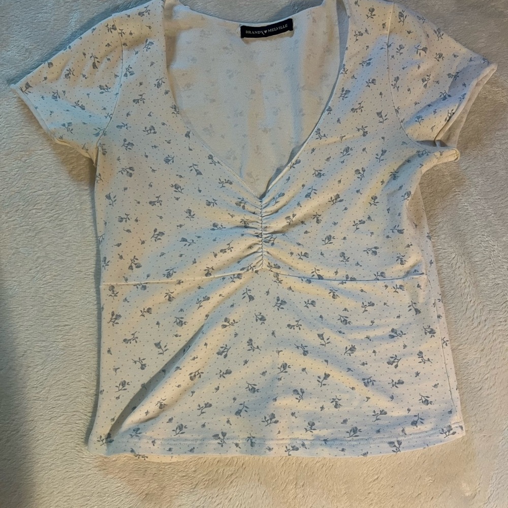 Brandy Melville Blue Flowered Short Sleeve Top